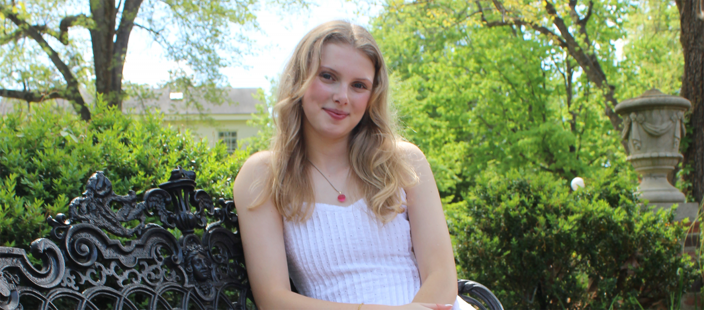 Photo of Rebecca McReynolds.